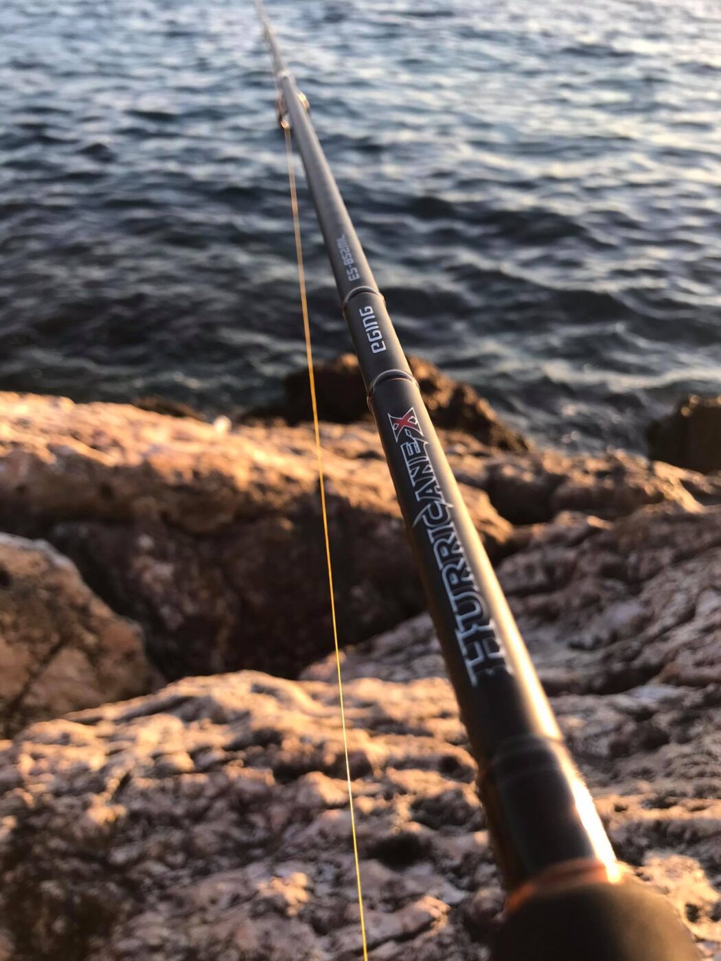 NS BLACK HOLE - HURRICANE-X INSHORE MONSTER 2.90M / 20-80G